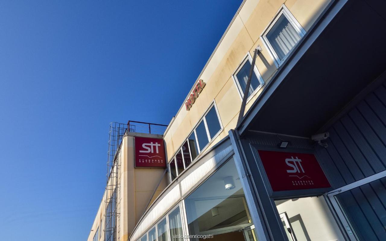 Standard Hotel Udine Pradamano Exteriör bild