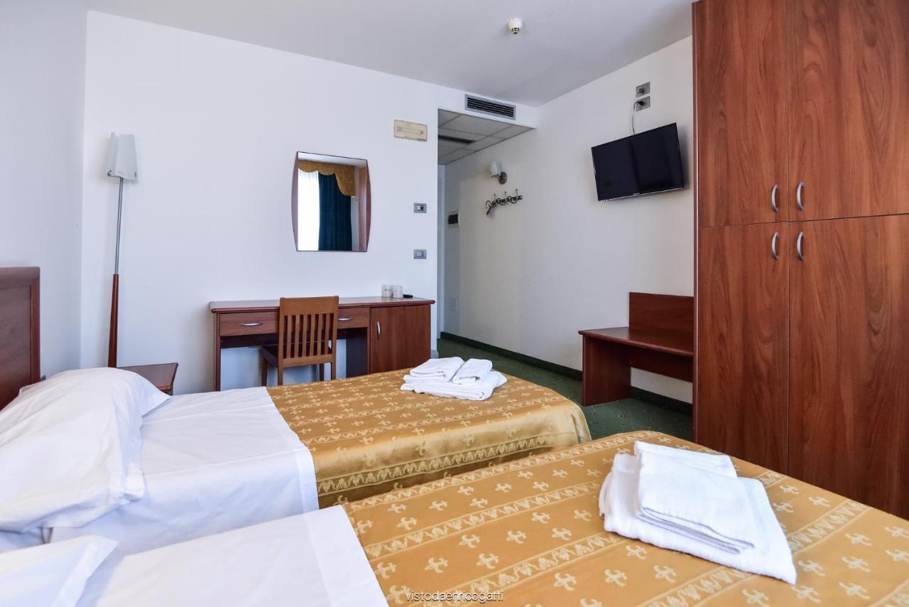 Standard Hotel Udine Pradamano Exteriör bild